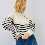 Pull Marinière Doux – Boutons & Sequins Discrets