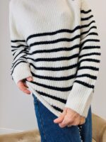 Pull Marinière Doux – Boutons & Sequins Discrets – Image 3