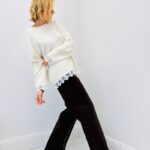 Pull Doux avec Finitions Dentelle – Élégance & Confort