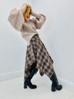 Jupe Chemise à Carreaux – Coupe Asymétrique Originale – Image 4