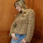 Pull Duveteux Effet Fourrure – Douceur Absolue & Style Cocooning Chic