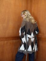 Gilet Long Burlington – Style Graphique & Douceur Premium – Image 8