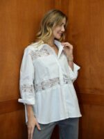 Chemise Rayée Bleu & Blanche En Coton – Finitions Dentelle Brodée Made in Italy – Image 6