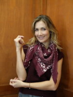 Foulard Bordeaux Motif Bandana – Doux, Tendance & Facile à Porter