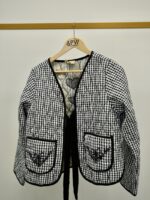 Veste Matelassée Vichy Noir & Blanc – 100% Coton & Broderies Artisanales – Image 2