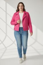 Veste biker en suédine fuchsia – Grande taille – Image 2