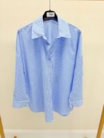 Chemise grande taille rayée à message dos – Élégance moderne & esprit affirmé – Image 4