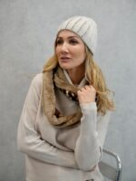 Bonnet Luxe en Laine & Cachemire Orné de Strass – L’Élégance Hivernale Absolue – Image 7