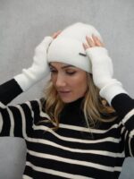 Ensemble Bonnet & Mitaines Maille Angora – Douceur Chic et Confort d’Hiver – Image 4