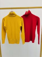 Pull col roulé essentiel en maille douce et fluide – Image 2