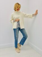 Pull Col Roulé à ouverture frontale esprit moderne