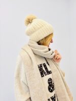 Bonnet Pompon Doux & Chaud – L’Accessoire Hivernal Indispensable