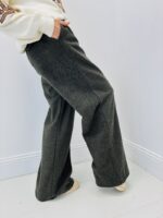 Pantalon Large en Chevron à ceinture intégrée – Image 6