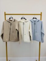 Veste Zippée à Capuche en maille cosy – VALENTYNE – Image 7