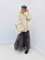 Gilet Grosse Maille avec boutons dorés – Volume cocooning & élégance italienne – Image 3