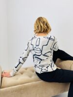 Pull Col V Motifs Visage – Viscose & Modal Premium – Image 4