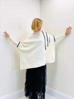 Pull Chauve-Souris Élégant – Maille Fluide & Détails Contrastés