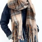 Écharpe à Carreaux Douce & Oversize – Motif Tartan Chic