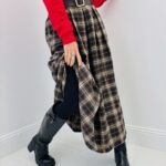 Jupe longue à carreaux avec ceinture – L’allure rétro intemporelle