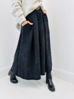 Jupe Longue Velours Côtelé – Élégance Structurée & Confort Italien – Image 2