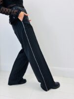 Pantalon Tymo Rayé – EMA BLUES, Coupe Chic & Détail Sporty Couture