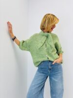 Gilet Rayé Doux à Manches 3/4 – Confort Chic & Couleurs Lumineuses – Image 4