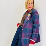 Veste à carreaux chic col velours – L’allure rétro revisitée