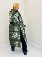 Doudoune Longue Imprimée – Volume Moderne & Capuche Amovible