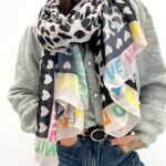 Foulard Léopard en viscose aux accents colorés