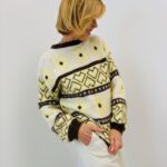 Pull Jacquard Motifs Cœur & Fleurs – Esprit Italien & Douceur Vintage