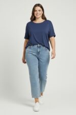 Jean grande taille brodé cœurs – denim tendance et confort absolu – Image 2
