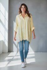 Chemise Oversize en Coton avec Détail Dentelle - élégance lumineuse et féminine – Image 3