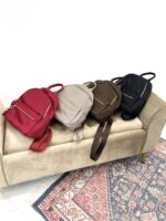 Sac À Dos Urbain Compact À Fermetures Dorées – Image 2