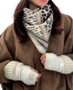 Carré Léopard Chic aux Bordures Contrastées – Image 5