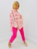 Pull Crochet Bohème à Motifs Floraux – Image 7