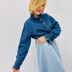 Chemise Denim au Col Victorien Structuré