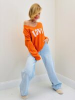 Pull Col V “Love” En Maille Douce