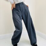 Pantalon Tailleur Large À Plis