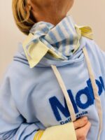 Triangle Rayé Doux en Maille Viscose & Laine – Image 5