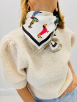 Carré Teckel Fantaisie aux Bordures Contrastées – Image 4