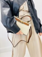 Mini Sac Structuré en Cuir Véritable à Détails Contrastés