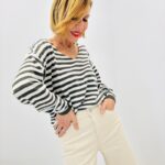 Pull Rayé Manches Longues col Large en Maille Fluide