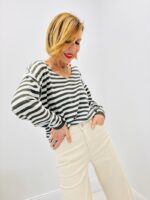 Pull Rayé Manches Longues col Large en Maille Fluide