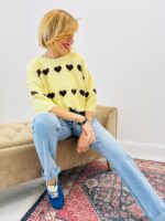 Pull en Maille Douce à Motifs Cœurs Contrastés – Image 4