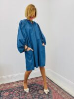 Robe en Denim Léger aux Manches Bouffantes Élégantes – Image 2