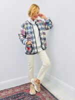 Veste À Carreaux Brodée – Esprit Créatif Et Chic