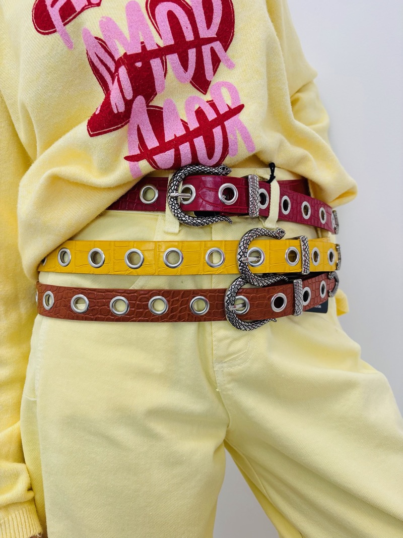 IMG_4884 Ceinture À Pitons – Esprit Western Moderne – Image 1