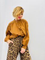 Blouse À Volants Devant – Élégance Romantique Et Intemporelle – Image 11