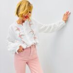 Blouse En Gaze De Coton Brodée – Douceur Bohème Et Élégance Naturelle