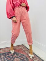 Pantalon En Velours Côtelé – Confort Chic Et Allure Moderne